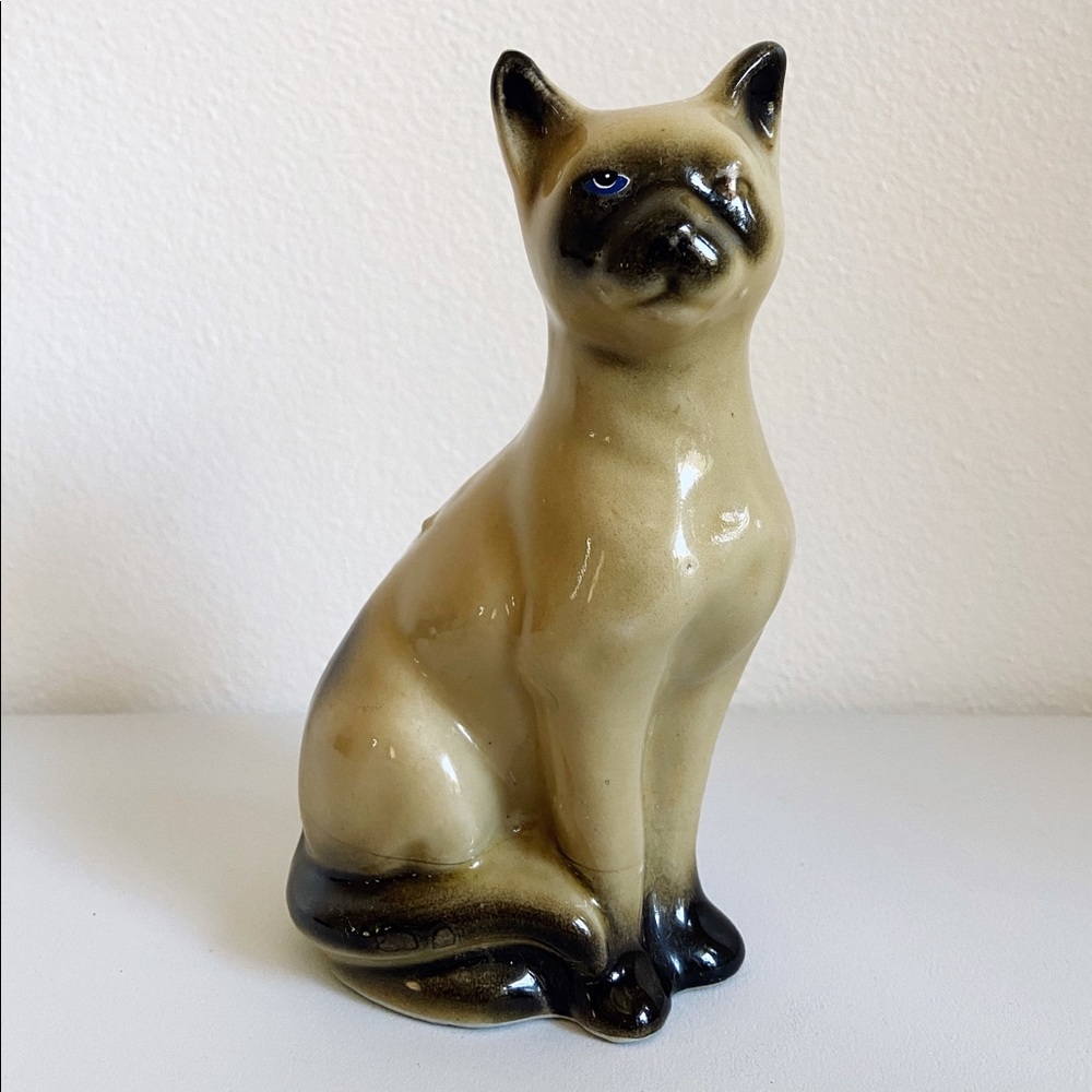 Porcelain Cat